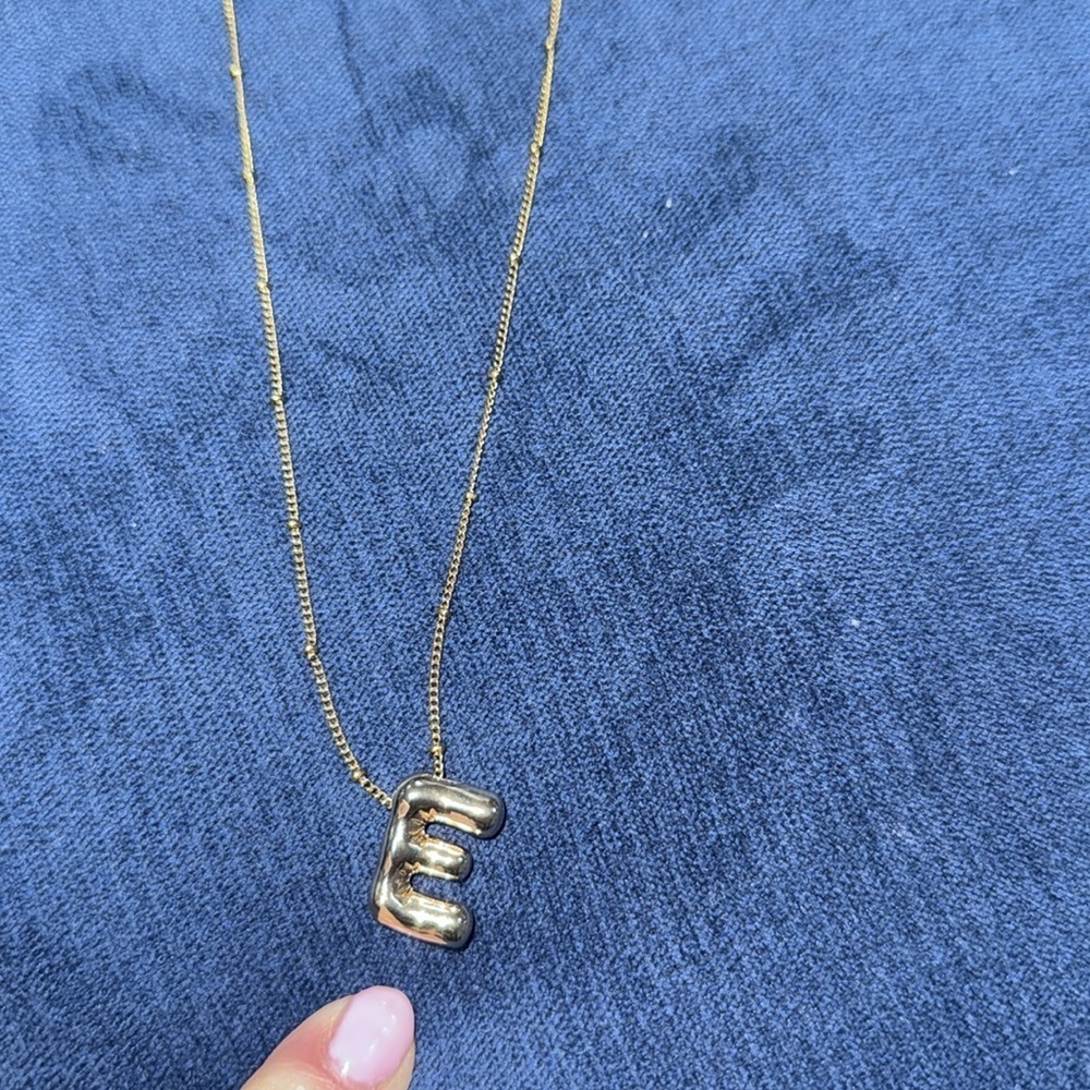 letter E Gold Initial Necklace fashion jewelry - Picture 3 of 3